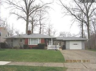 2353 Northfield Ave NW, Warren, OH