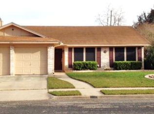 203 Kensington Dr, Victoria, TX 77901
