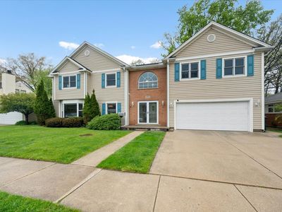 5844 Capri Ln, Morton Grove, IL, 60053