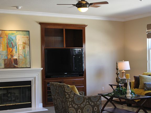 Extra Large Family Room