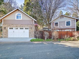 1078 Playground Dr, Crestline, CA 92322