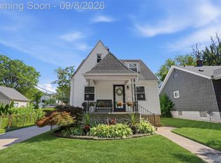 1333 Fox St, Ferndale, MI 48220