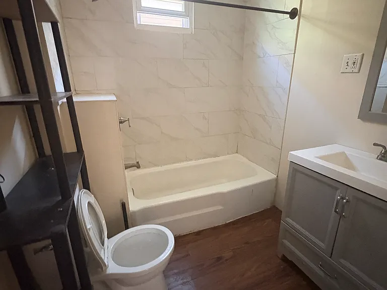 5 Lincoln Ave #2 — Photo 8