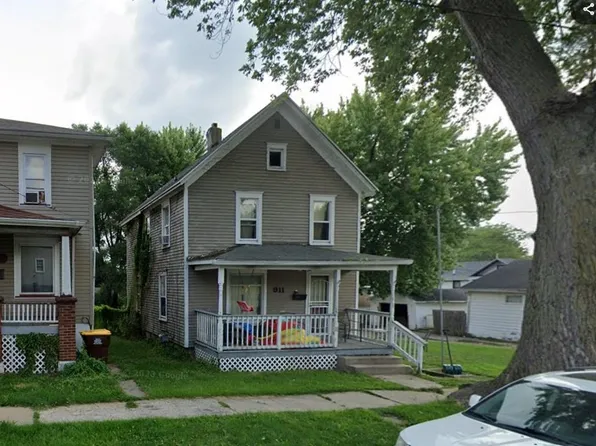 911 S Float Ave, Freeport, IL 61032