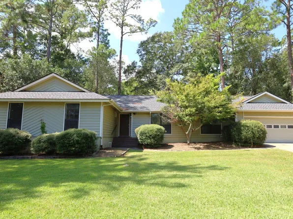 2208 Northwood Cir, Valdosta, GA 31602