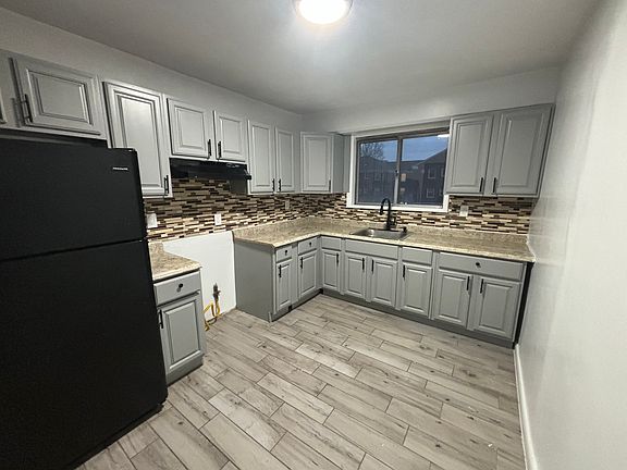 3rd image of 277 Prospect Ave #3L