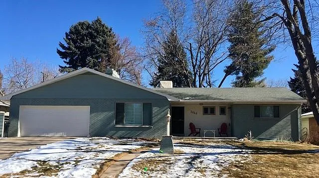 3048 S Adams St — Photo 1