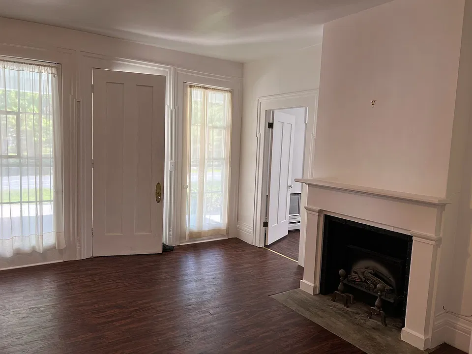 34 West Rd #1