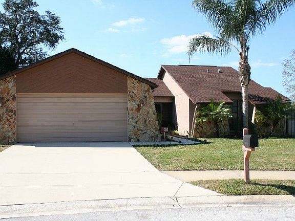 Home on cul de sac with no rear neighbors