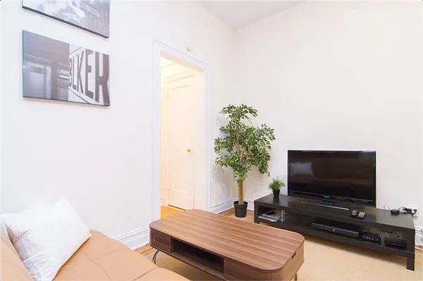 Rented by ER (DO NOT USE) | media 39