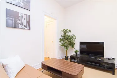 Rented by ER (DO NOT USE)