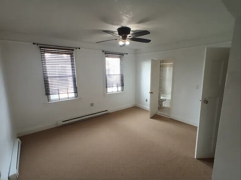 417 S 1st Ave #2 — Photo 4