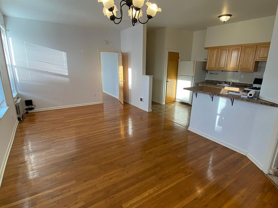 1st image of 7406 17th Ave #3F