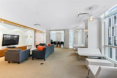 Rented by R New York