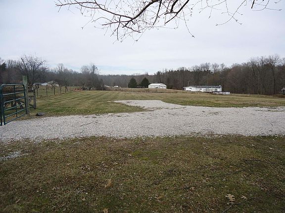 3rd image of 49 Mundell Ests