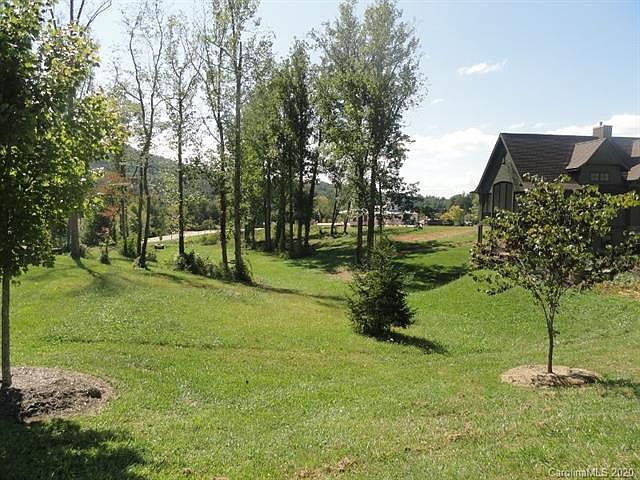 1st image of 40 Versailles Ln #6