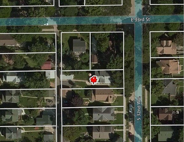 1st image of 3308 32nd Ave S