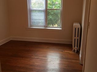 4905 N Clark St, Chicago, IL 60640