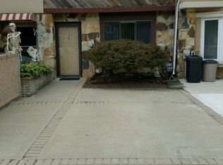 336 Tanglewood Dr, Staten Island, NY 10308