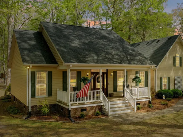 2406 Riddick Road, Elizabeth City, NC 27909
