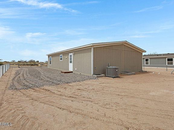 2nd image of 4635 N SIERRA Drive