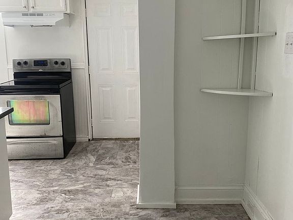 4th image of 1348 Bedford Ave #0