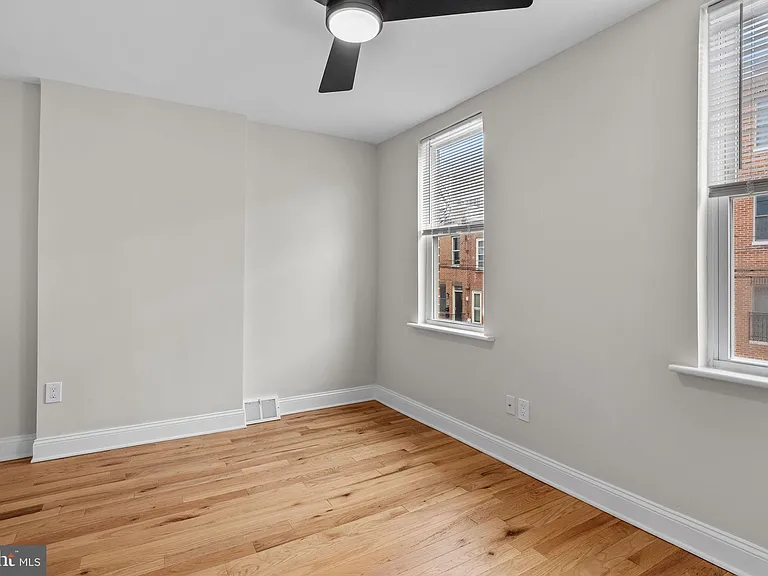 2625 Ellsworth St — Photo 24