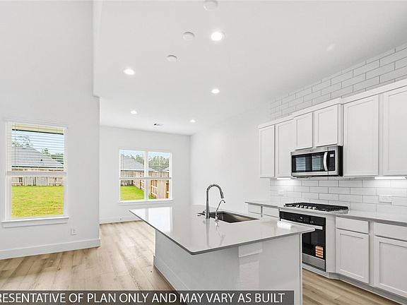 2nd image of 41038 Riverside Meadows Dr