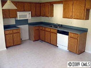 4th image of 1011 Megan Ct