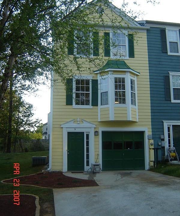 1st image of 922 Vintage Pointe Dr