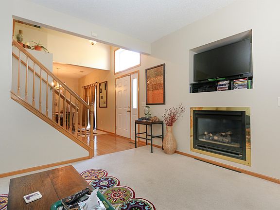 3rd image of 650 Kingfisher Ln #A-1