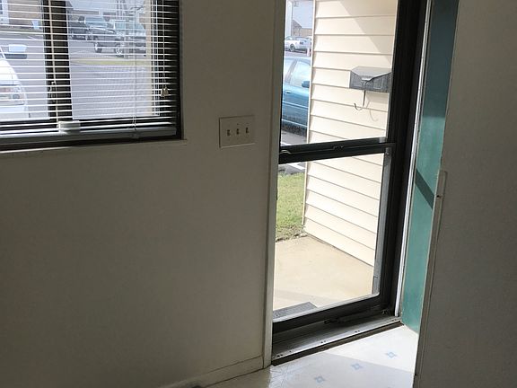 3rd image of 6444 Quintessa Ct