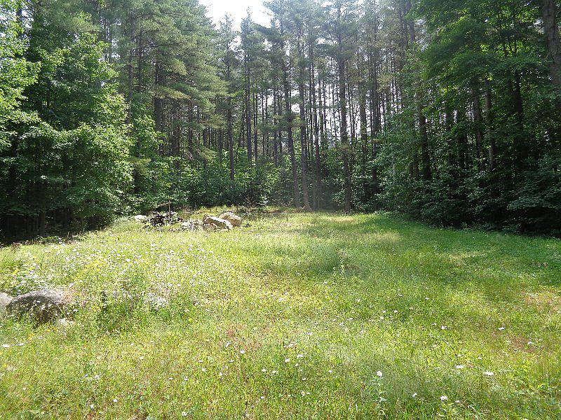 2nd image of 211 Higgins Bay Rd
