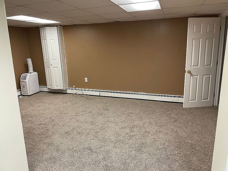 976 Jerusalem Ave Uniondale NY Zillow