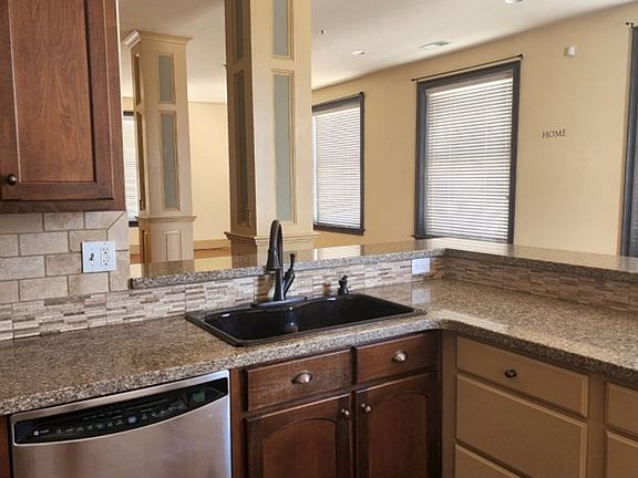 3rd image of 114 Washington St SE #500