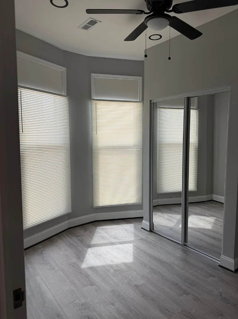 1920 Harlem Avenue $600 Available (Shared Bath) — Photo 3