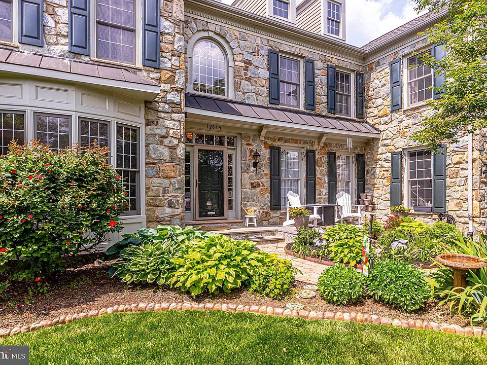 12664 Crabtree Falls Dr, Bristow, VA 20136 Zillow