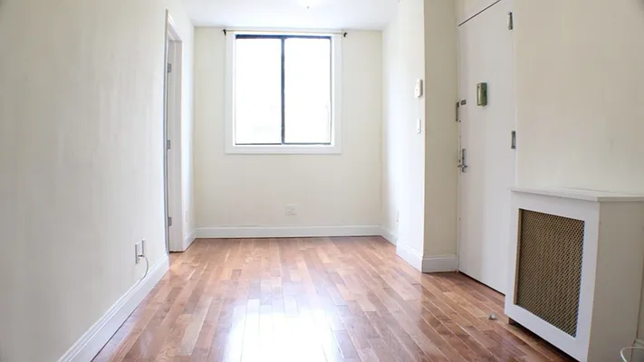 Rented by Nooklyn NYC LLC | media 8