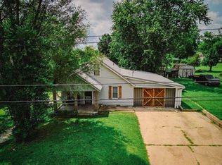 1105M N Darrell St, Mountain Grove, MO 65711