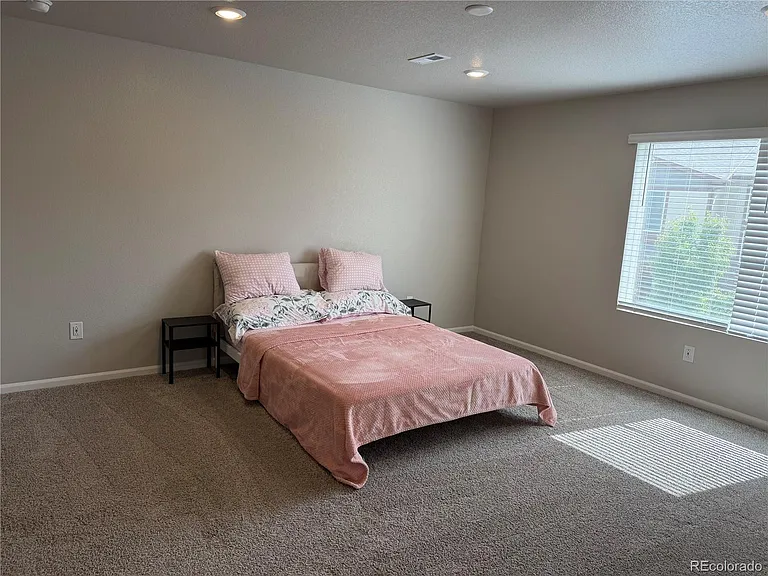 13935 Vispo Way — Photo 3