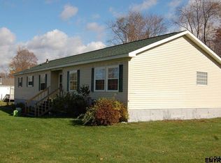 66 Spring St, Cambridge, NY 12816