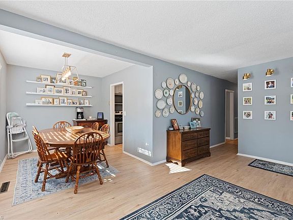 5th image of 1405 Gracewood Dr