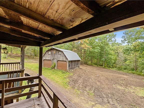 33rd image of 6676 Kelleman Rd