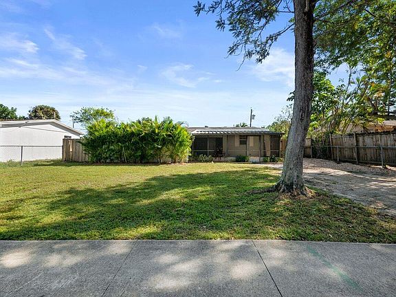 2nd image of 3800 S 57th Avenue