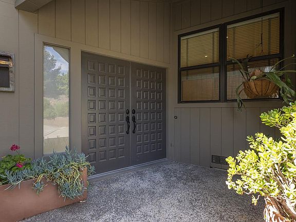 2nd image of 7186 Wooded Lake Dr