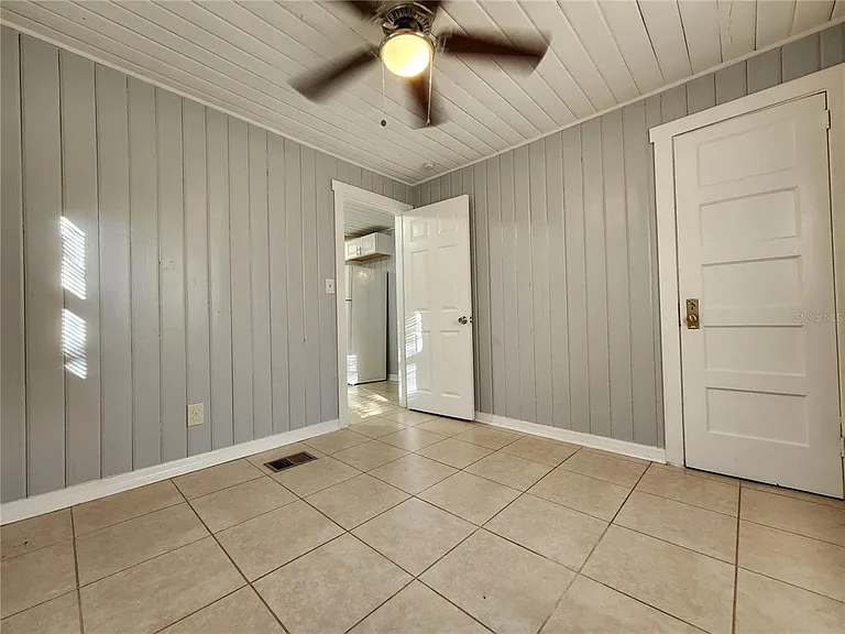 3309 Drew St — Photo 7