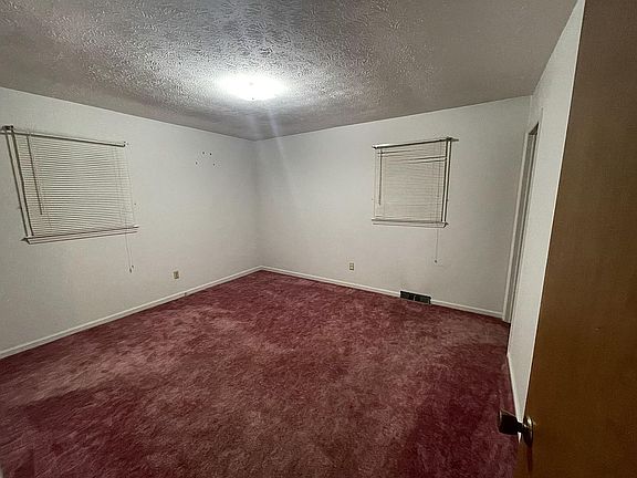 2nd image of 174 Mountain View Dr