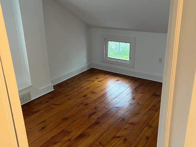 1002 Lamberton St #2 — Photo 10