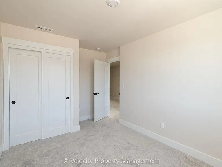 3032 NE Terreo Pl — Photo 16