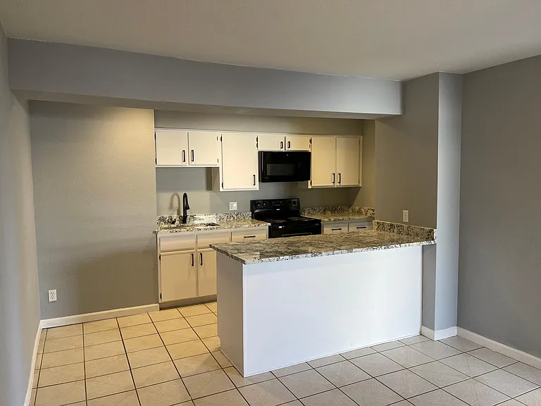 6235 W Citrus Way — Photo 4